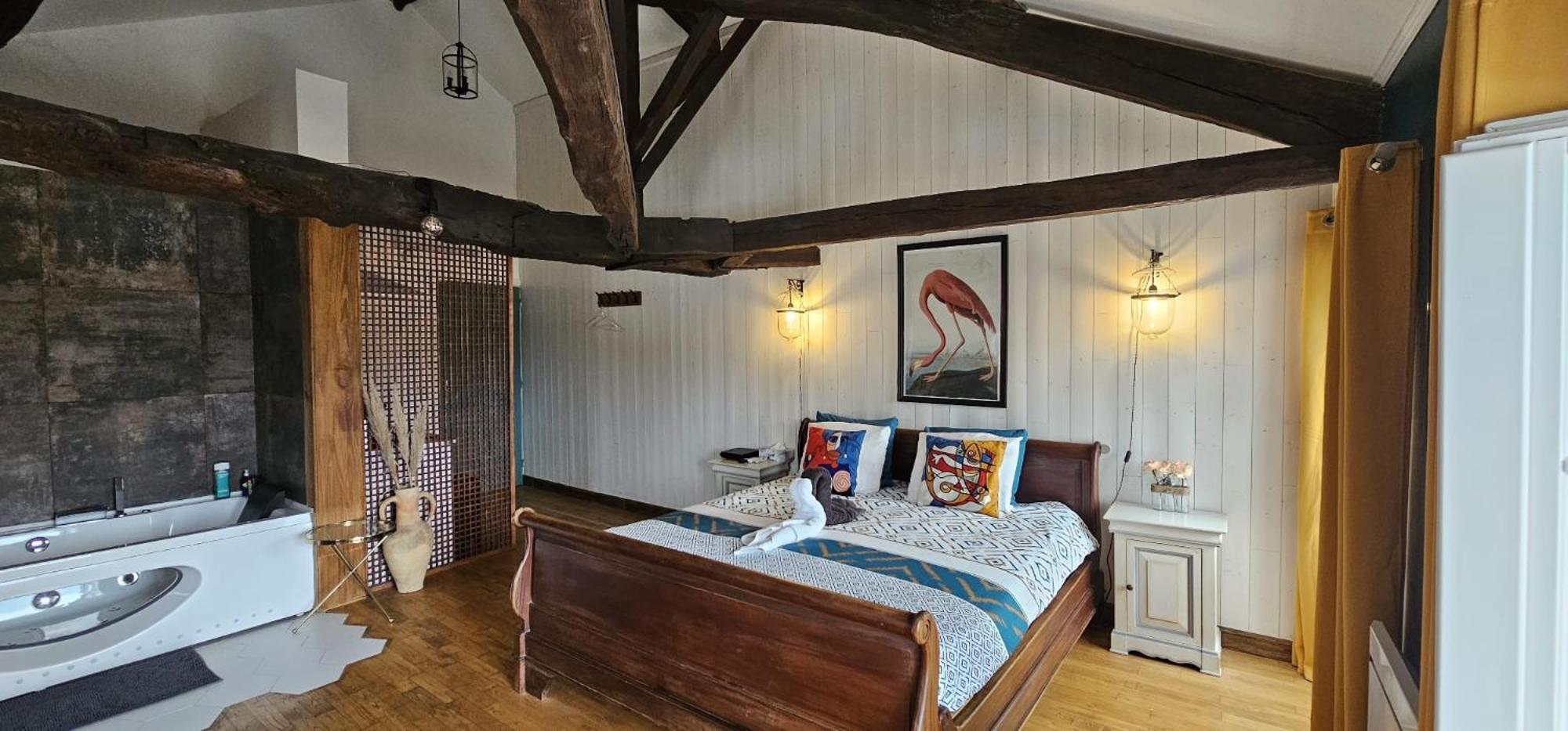 Suite Penthouse Romantique, Confolens, Charente Buitenkant foto